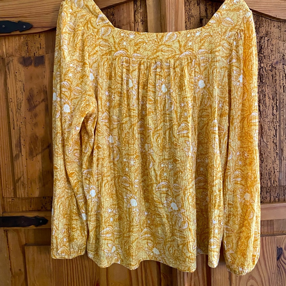 Lucky Brand shirt (L)